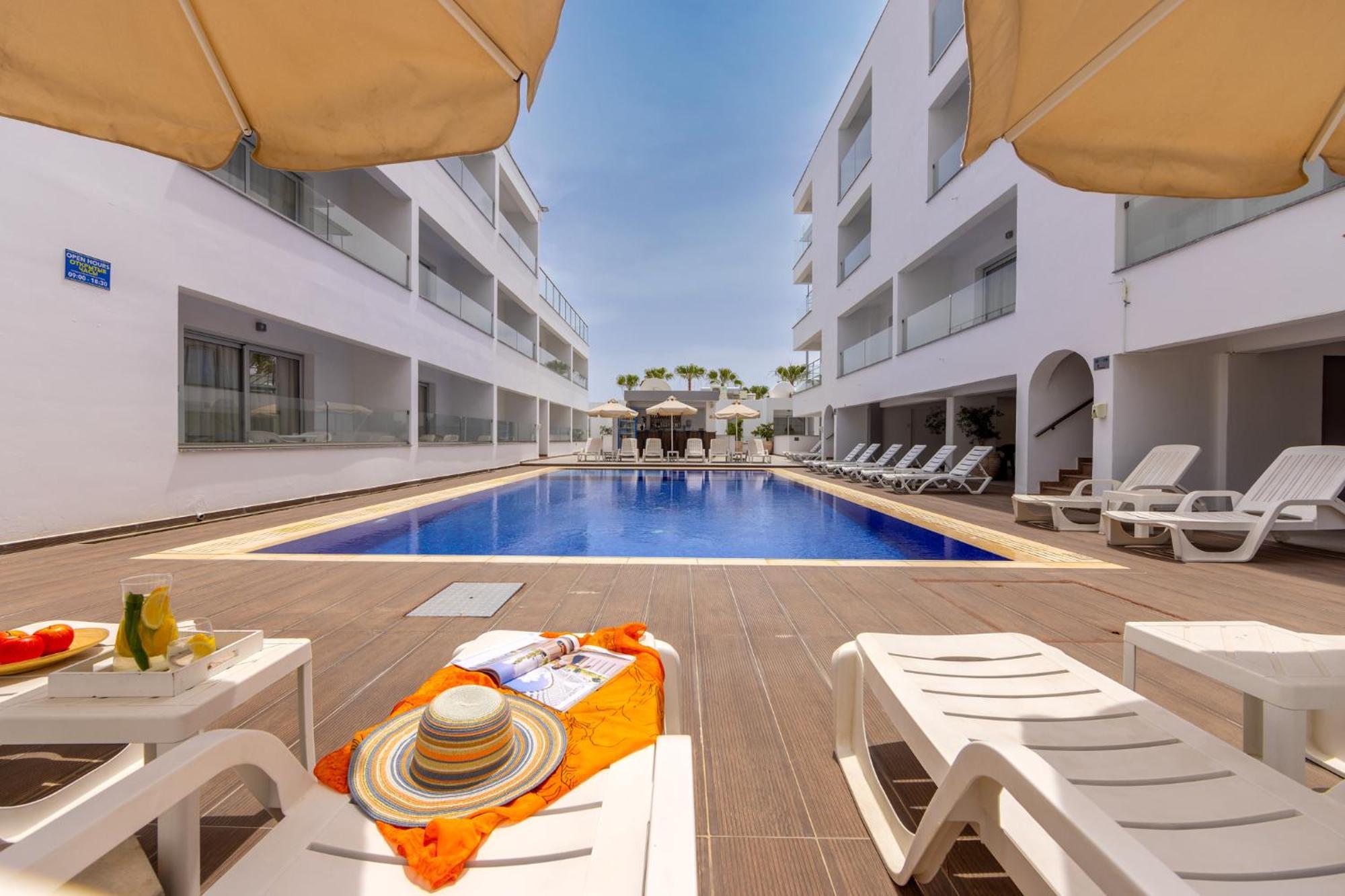 Milea Hotel 아이아 나파 외부 사진